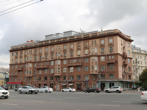 Новинский бул., 28
