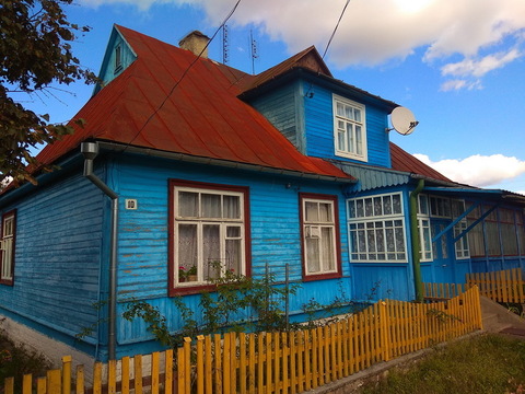 Дом с мезанінам