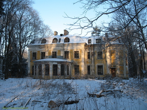 Малый дворец