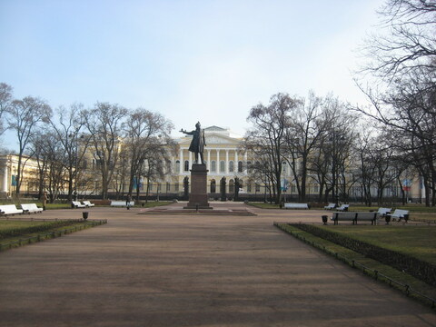 Площадь Искусств