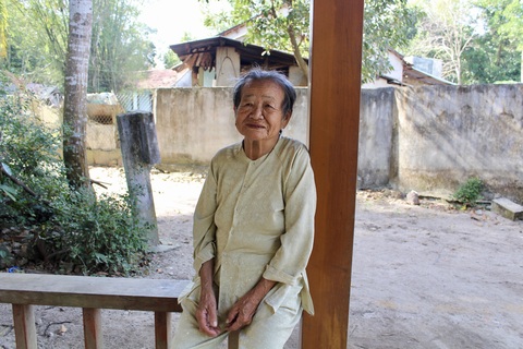 [optional] Ms. Bong’s house