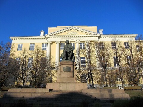 Московский университет