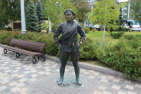 «Красноармеец Сухов из кинофильма Белое солнце пустыни»