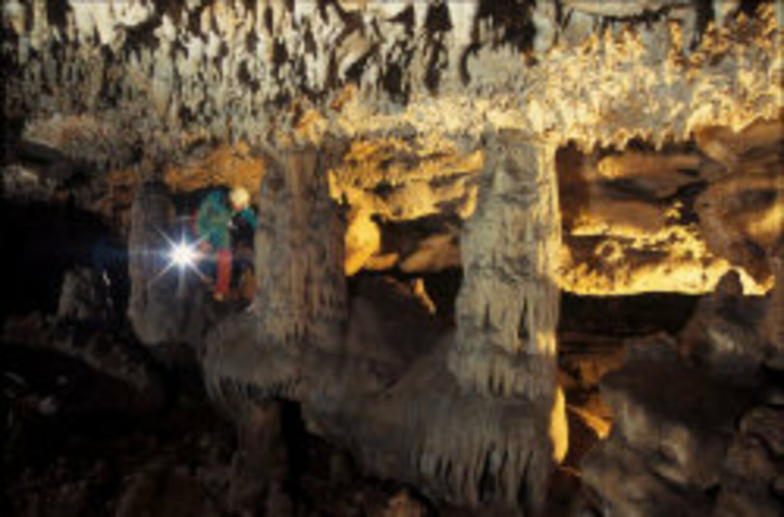 Carini sotterranea: Grotta di Carburangeli