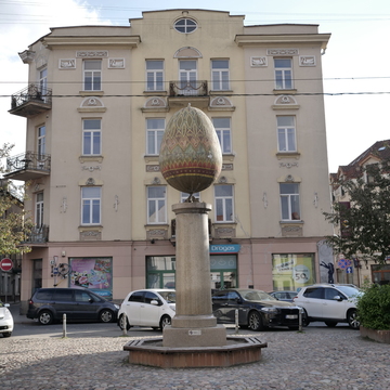 Easter Egg (Margutis) Sculpture