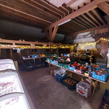 Hoefhuys Kaasspecialiteiten, vlees, groente en fruit
