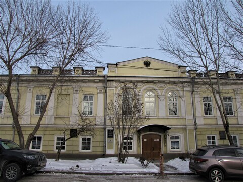 Деревянные дома и здание ГУВС на б. Гагарина