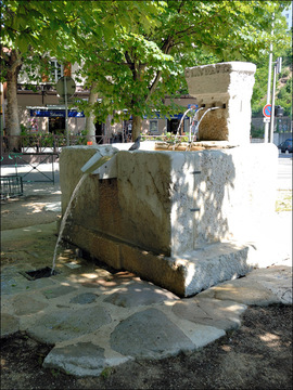 La fontaine de Claude -克劳德喷泉
