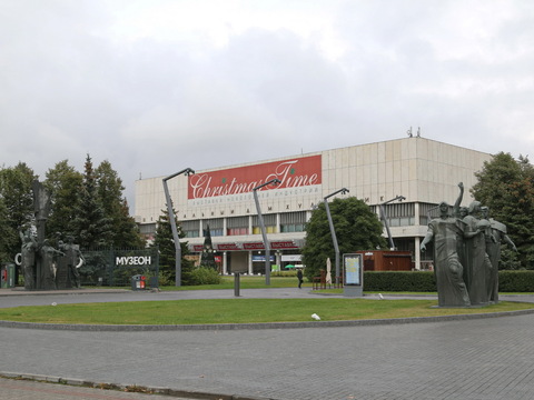 Вход на территорию ЦДХ