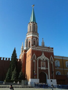 Никольская башня