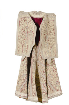 Женскa одећа у балканско-османском стилу 