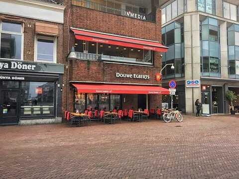 Douwe Egberts Café