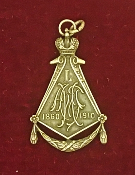 Жетон юбилейный 50 лет Александровской женской гимназии в Санкт-Петербурге