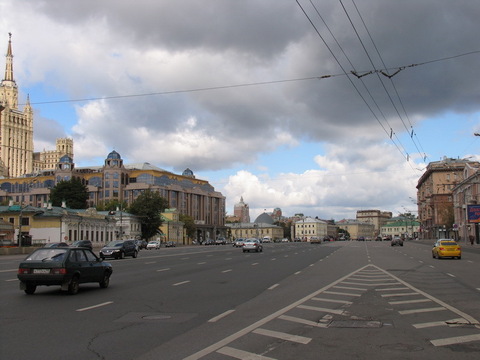 Новинский бульвар
