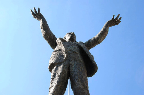 Discover Dublin's statues