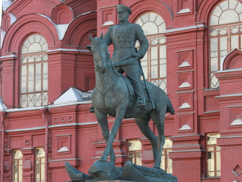 Памятник маршалу Г.К. Жукову