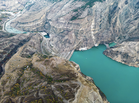Плотина Ирганайской ГЭС