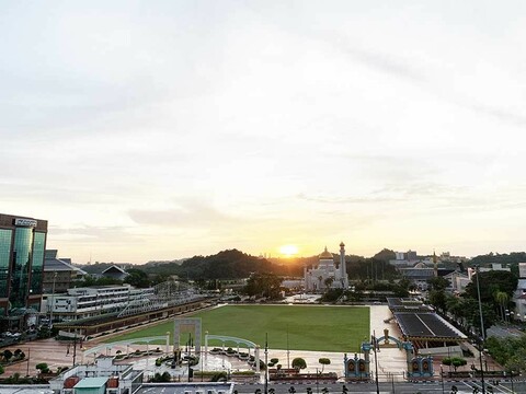 斯里巴加湾市户外之旅