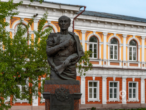 Памятник Михаилу Михайловичу Сперанскому