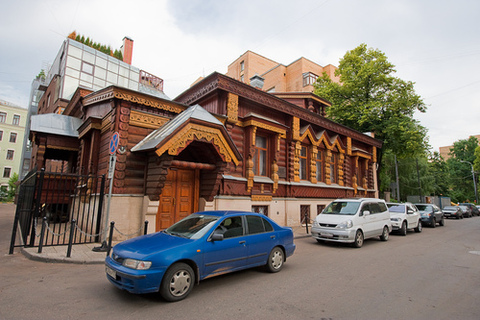 Угол Староконюшенного переулка (Арбат, 23)