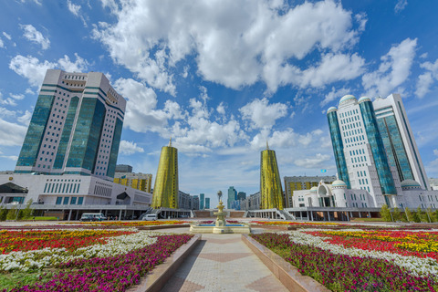 Walking tour of monuments and objects of historical and cultural significance of the city of Nur-Sultan