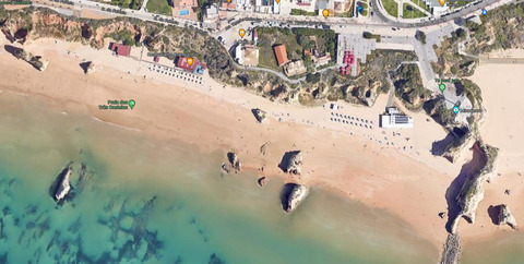 Praia dos Três Castelos (Geologia)