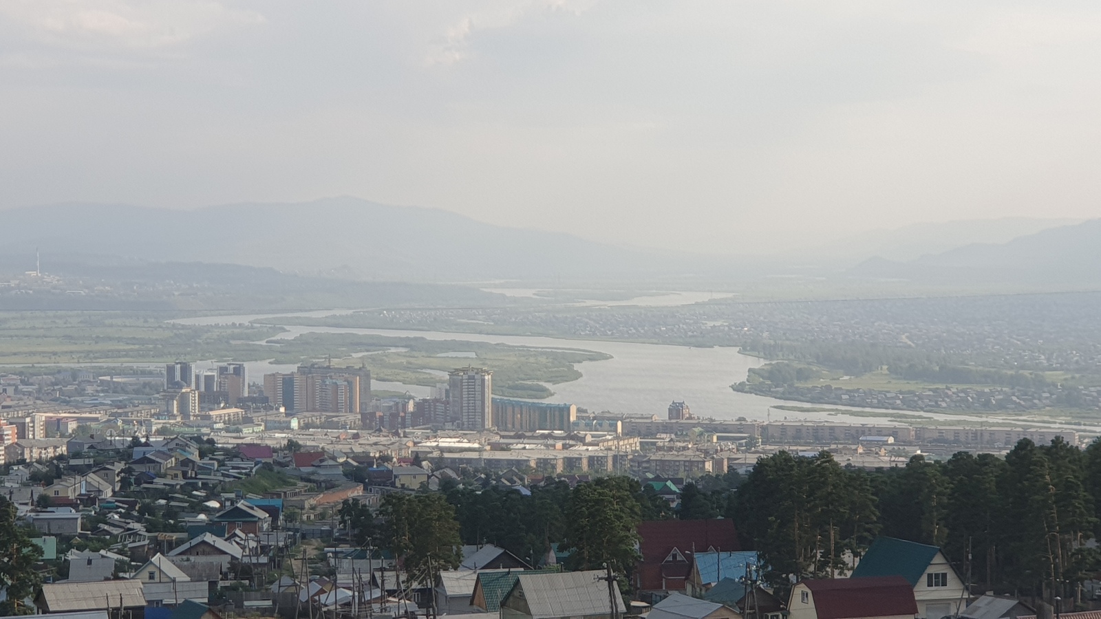 色楞格河和乌达河