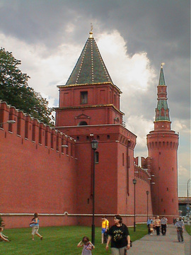 Петровская (Угрешская) башня