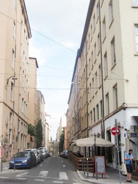 珍妮玛丽塞吕街  Rue Jeanne Marie Célu