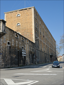 Rue Commandant Charcot - 指挥官夏科街