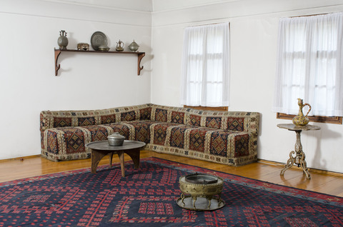 Стална поставка