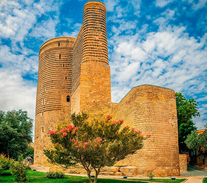 Девичья башня