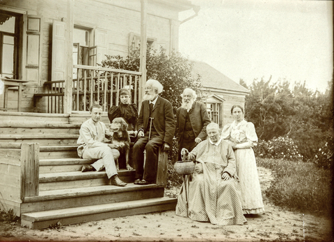Имение Шахматово.1894 г.  В кругу семьи.