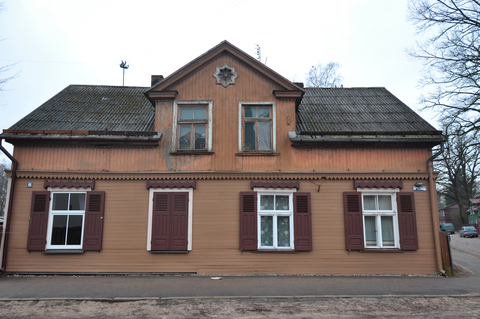 Atgāzenes street 8 /  The Schiemann family