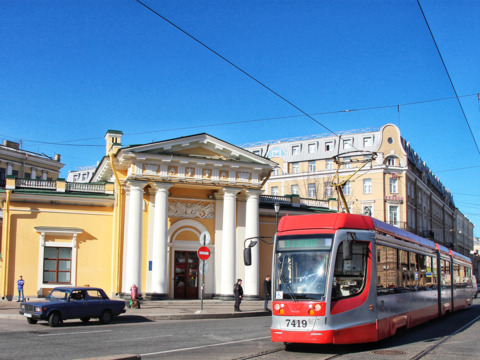 Здание гауптвахты на Сенной