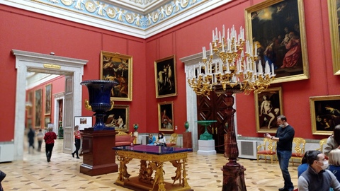 Малый Итальянский просвет (зал 237)