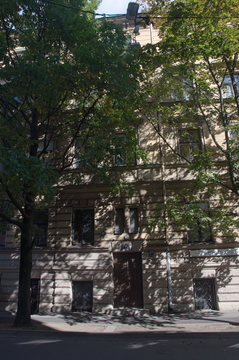 Artilērijas street 17 / Margarita and Aleksandra Klebais