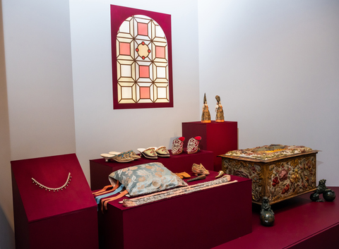 Витрина № 23