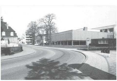 Herzogstraße 19-27 (ehem. Hallenbad)