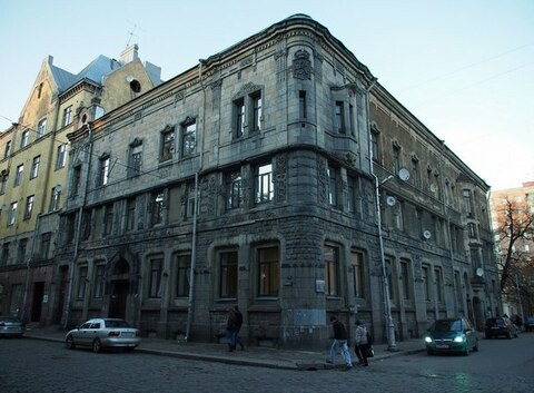 Бывше здание банка, пр. Ленина, 8