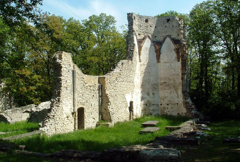 Szent Mihály kolostor, Nagyvázsony