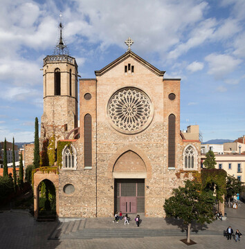 2. Plaza de la Iglesia y rectoría