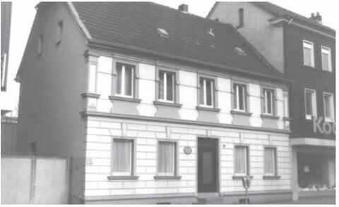 GBO-Haus Düsseldorfer Straße 8 - 14 (erstes „Rathaus“ Düsseldorfer Straße 14, kath.Volksschule)