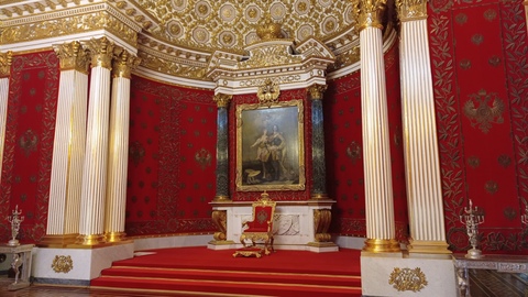 Петровский зал (зал 194)