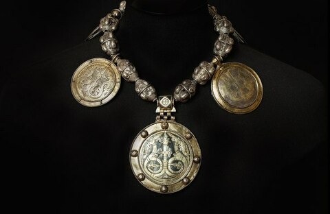 Суздальское оплечье