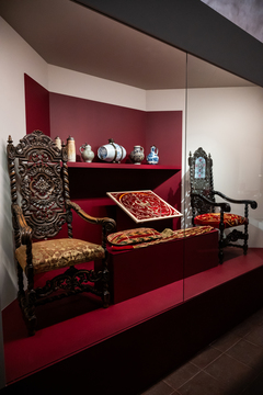 Витрина № 25