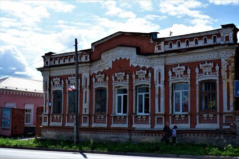Здание волостной управы (улица Ленина, 111)