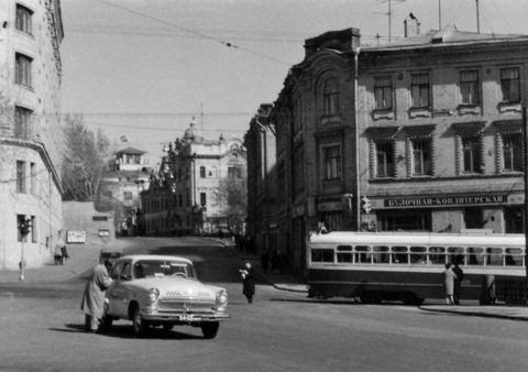 Булочная на углу Яузского бульвара