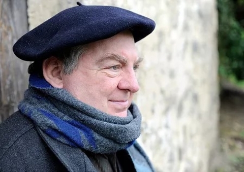 Lo hasan, lo gat, e lo guit, sus las bartas d’Ador