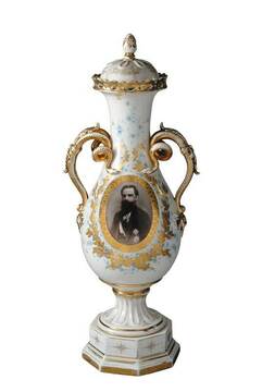 Пехар Чедомиља Мијатовића